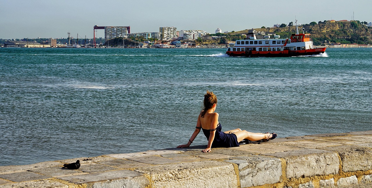 relaxing-2813241_1280