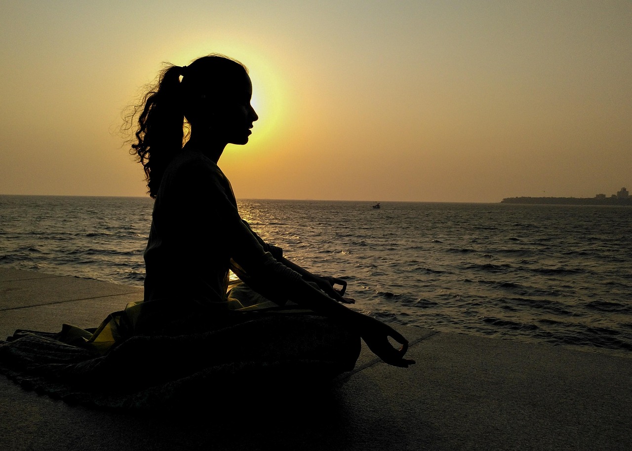 yoga-9027709_1280